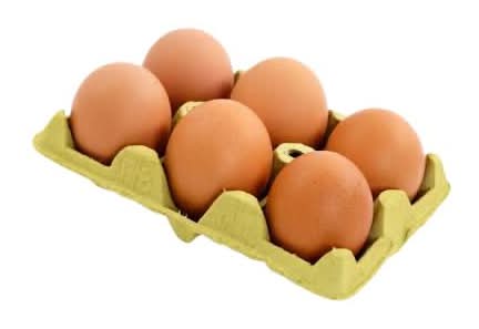 Huevos en estuche x 6 - Pollería Belgrano Bariloche